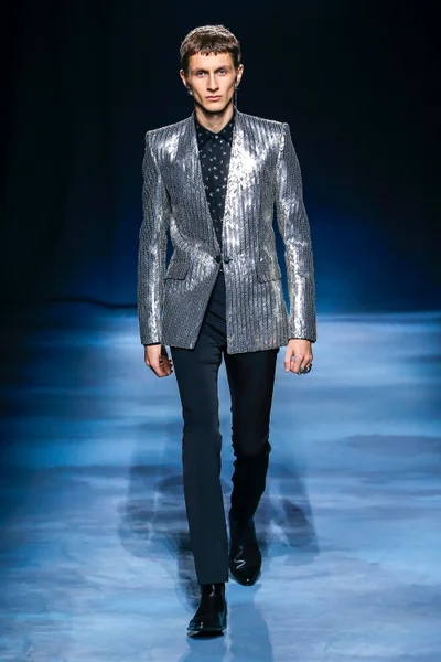 Look 56